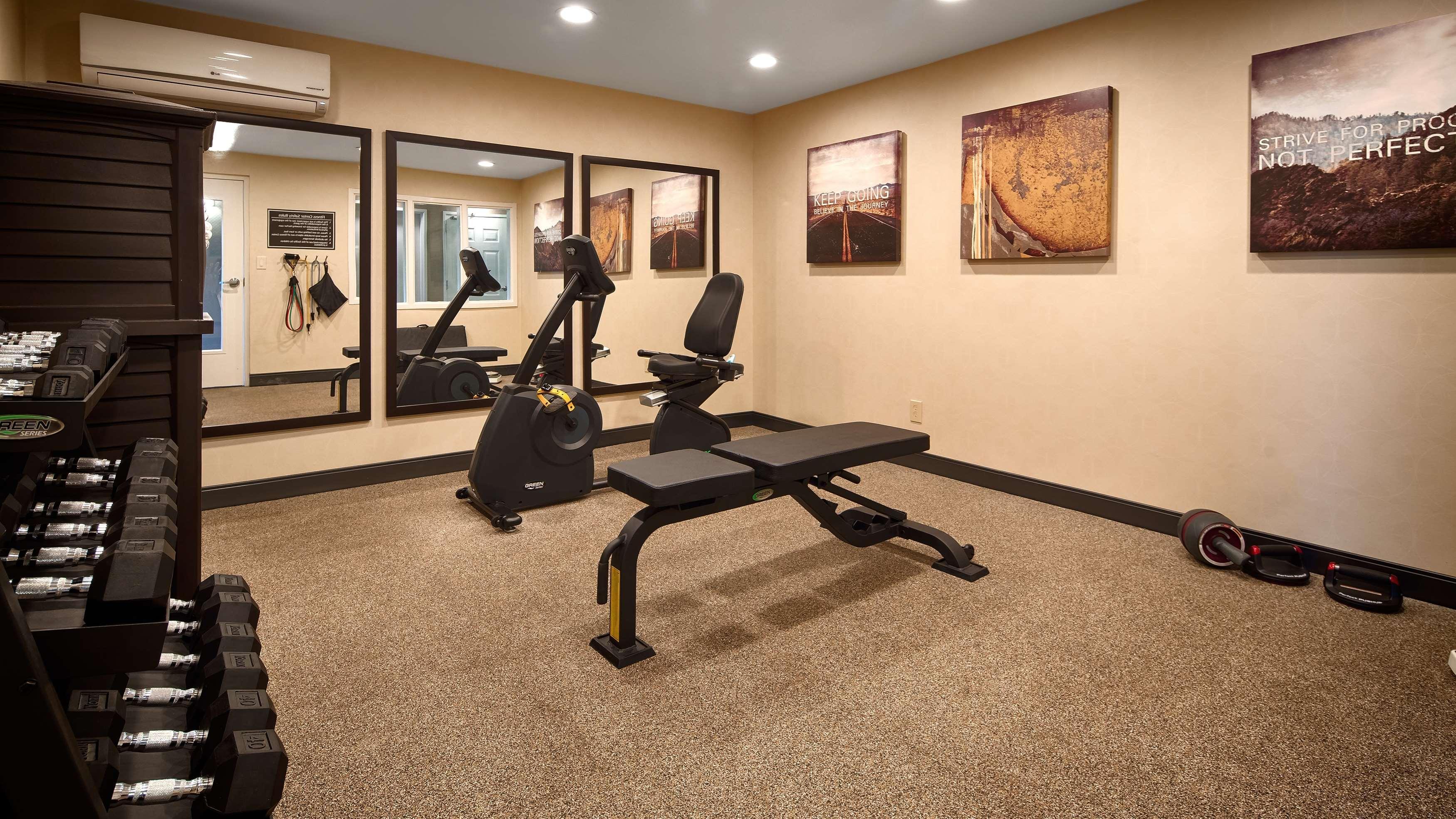 Best Western Hilliard Inn & Suites Exterior photo