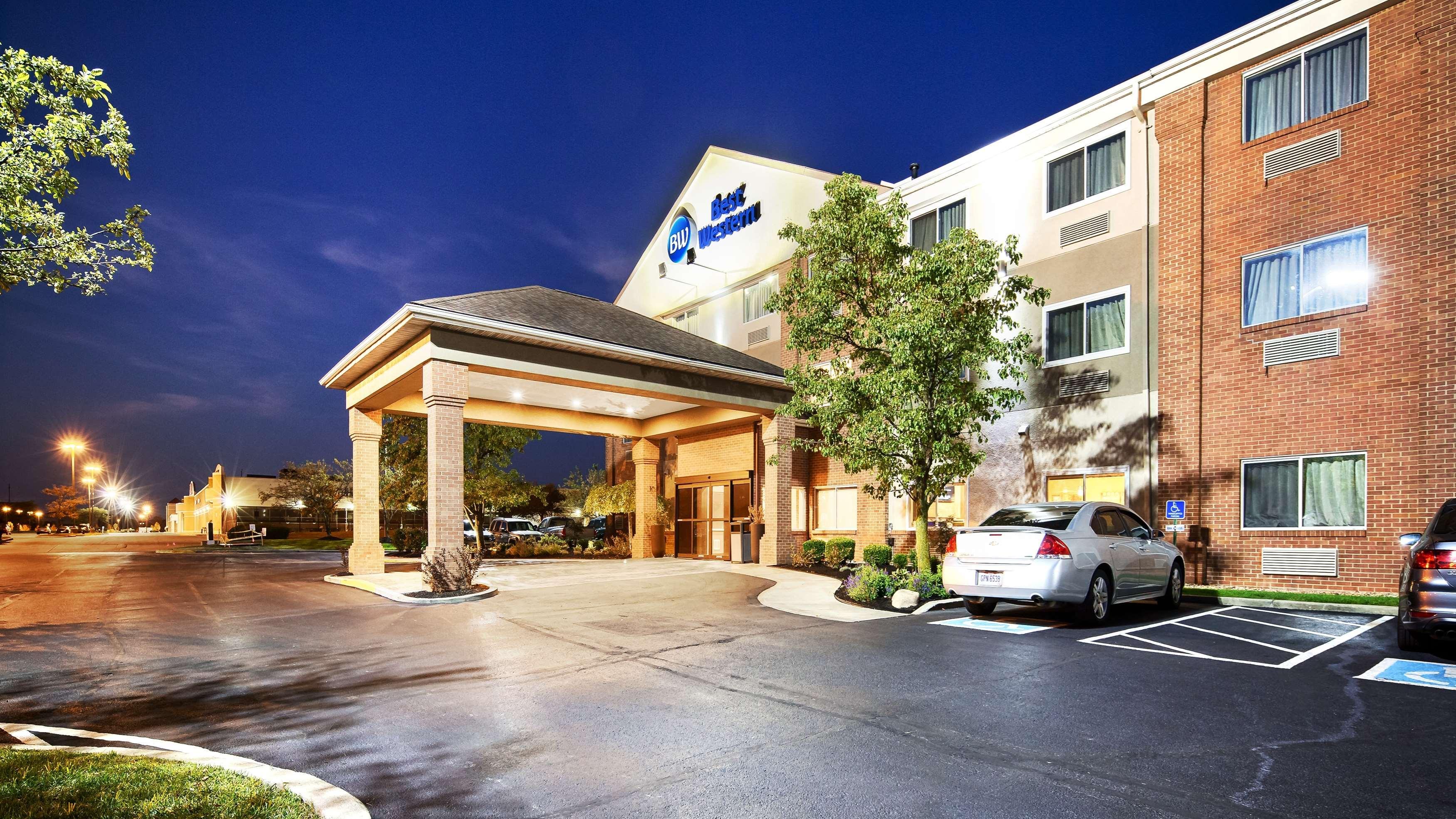 Best Western Hilliard Inn & Suites Exterior photo