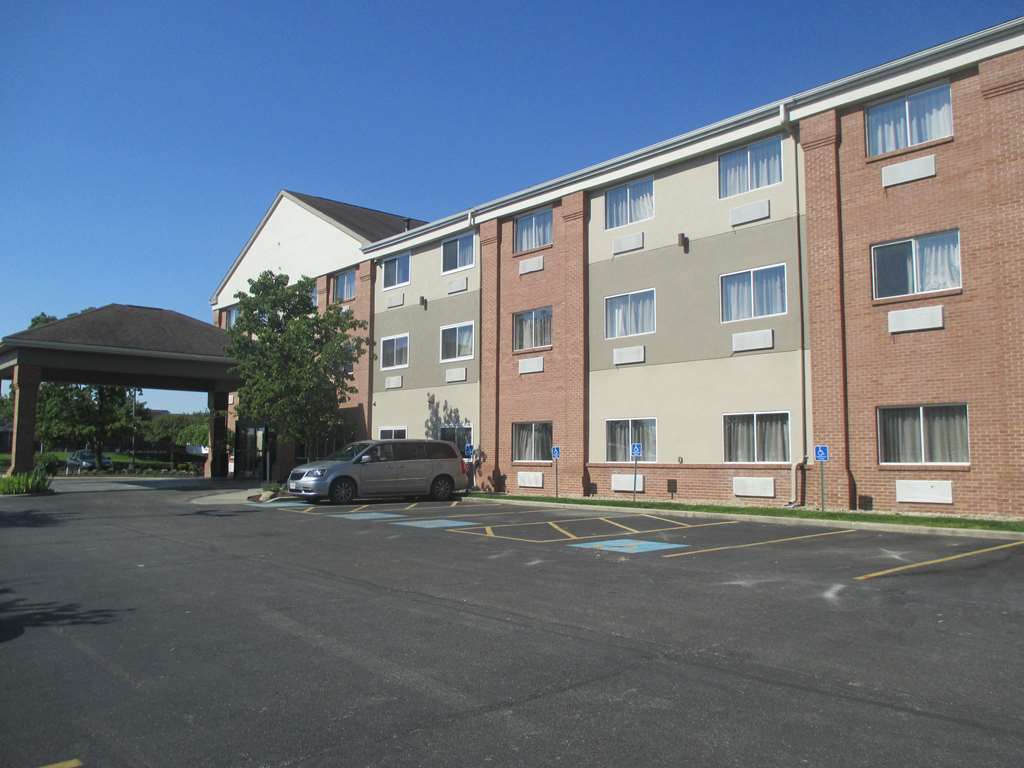 Best Western Hilliard Inn & Suites Exterior photo