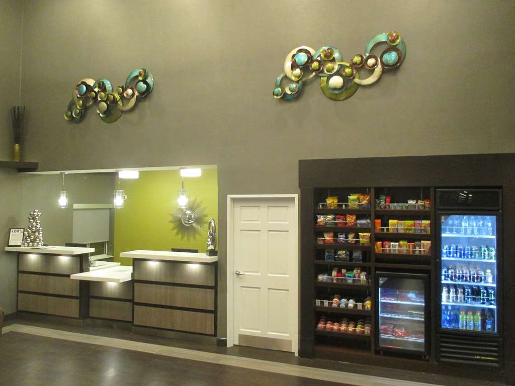 Best Western Hilliard Inn & Suites Interior photo